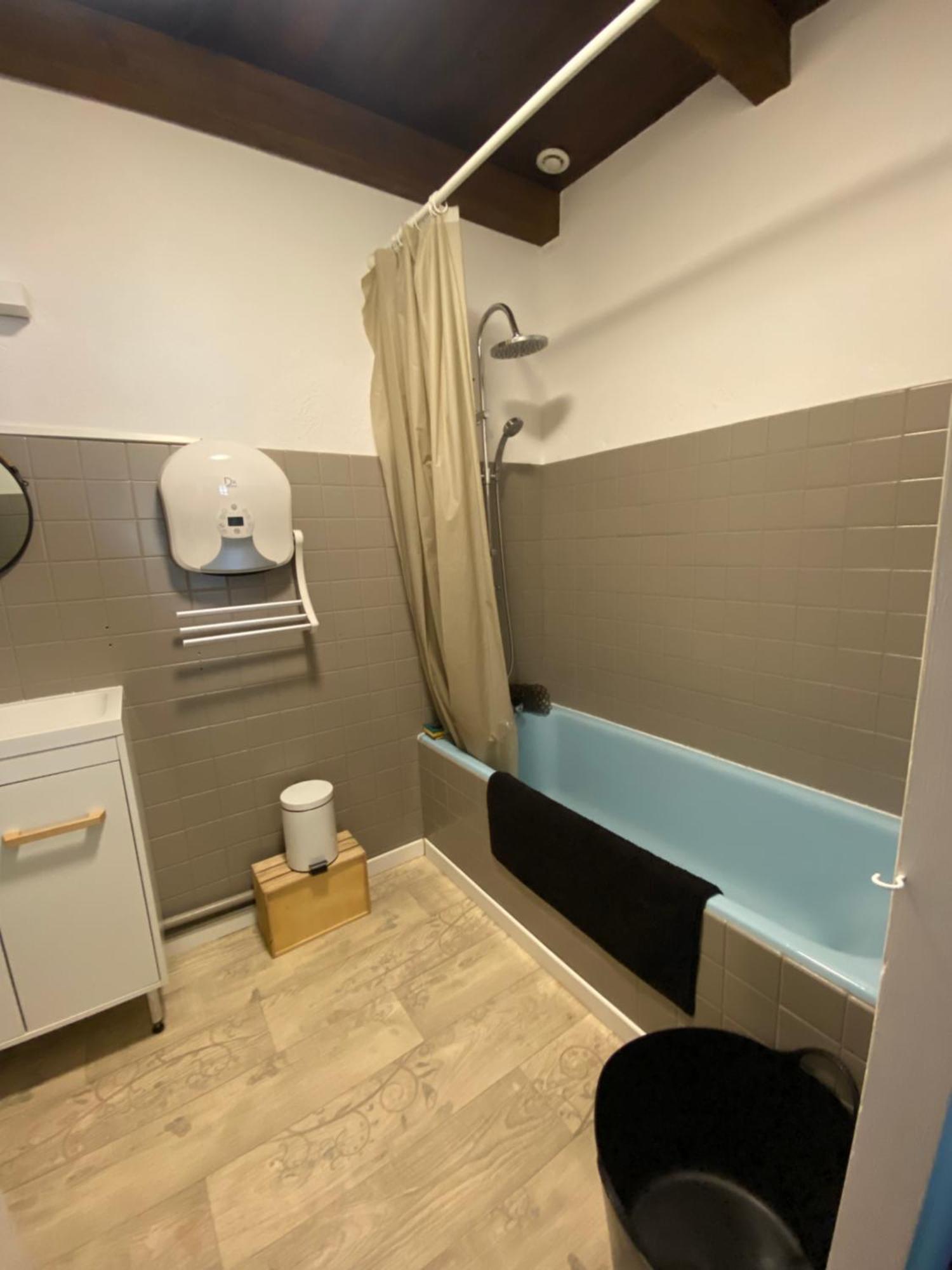 Appartement Atypique Largentière Buitenkant foto